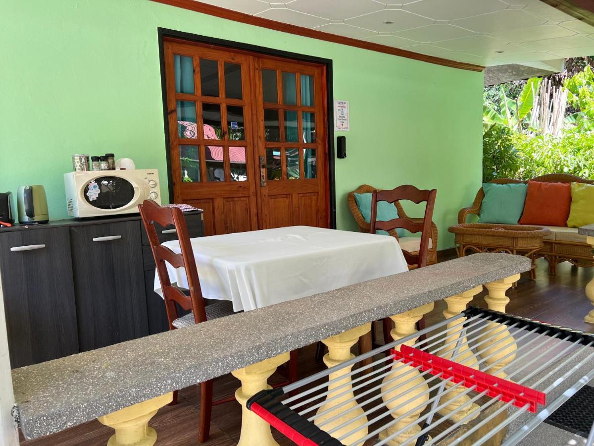 Chloe'S Cottage Self-Catering La Digue Dış mekan fotoğraf