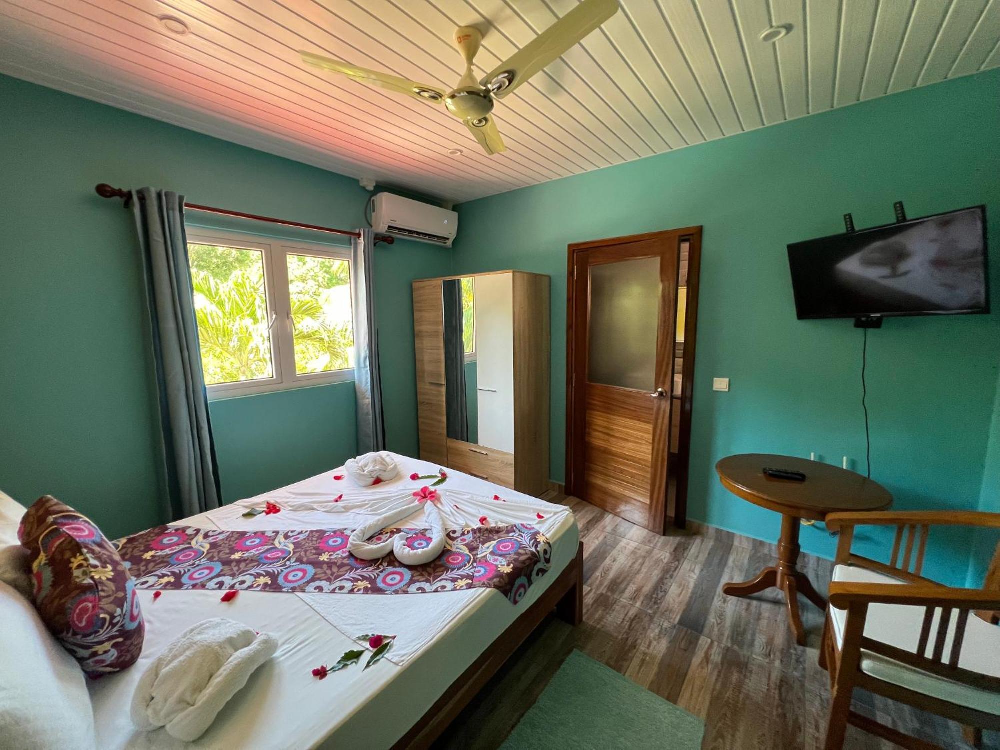Chloe'S Cottage Self-Catering La Digue Dış mekan fotoğraf