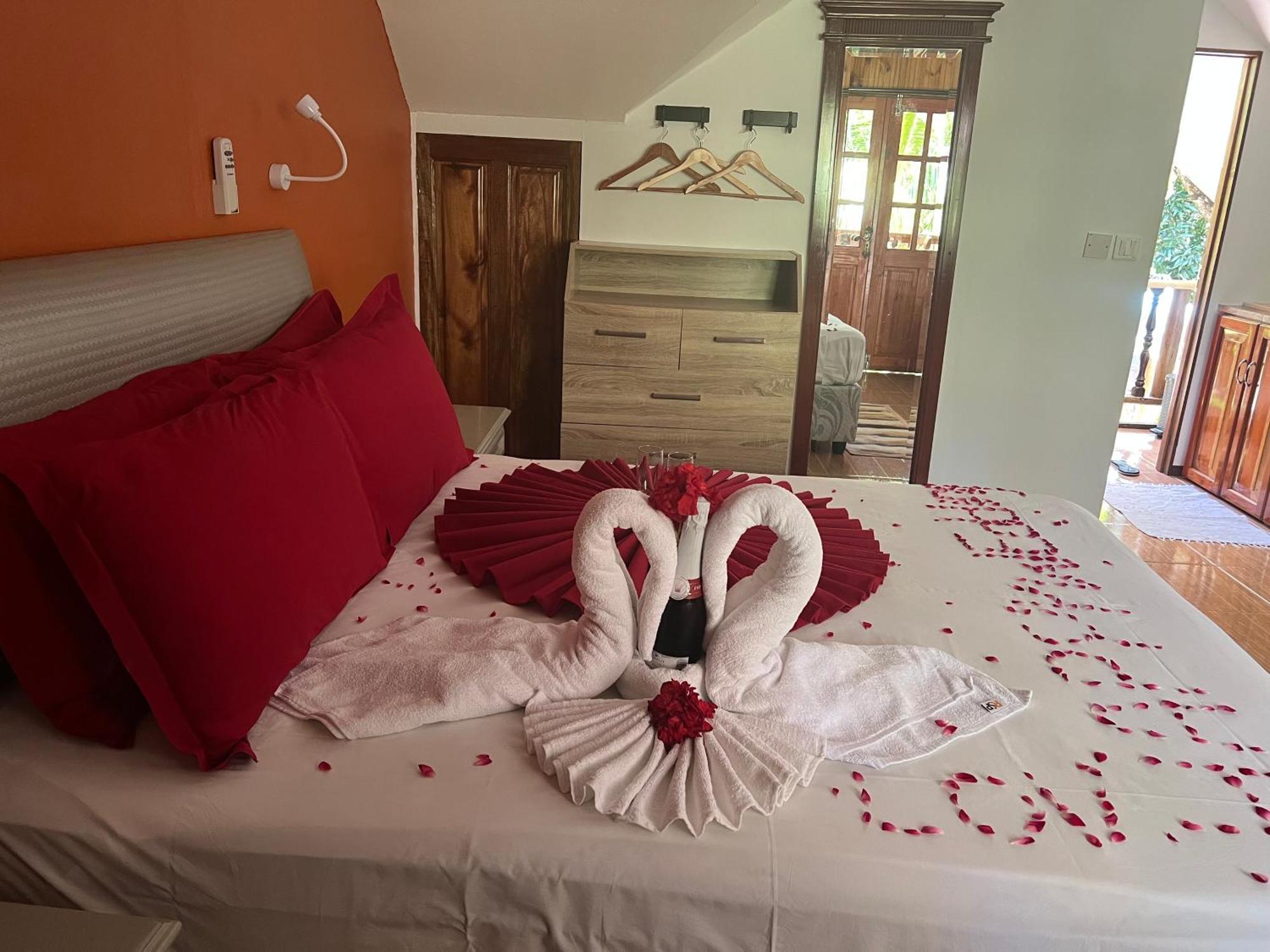 Chloe'S Cottage Self-Catering La Digue Dış mekan fotoğraf